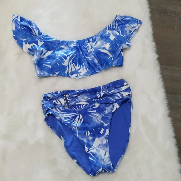 TRINA TURK Basque Off The Shoulder Ruffle Bikini Top ~ NEW - Picture 6 of 10